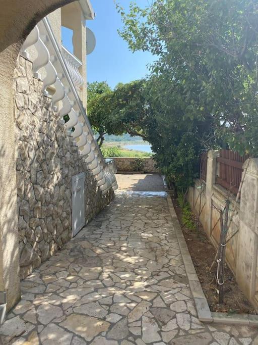 Casa Mare Rtina Garten Zwei Baeder Eg Esterno foto