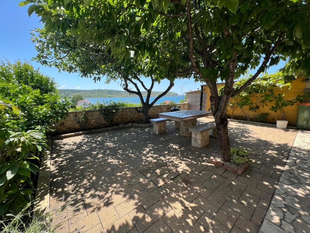 Casa Mare Rtina Garten Zwei Baeder Eg Esterno foto