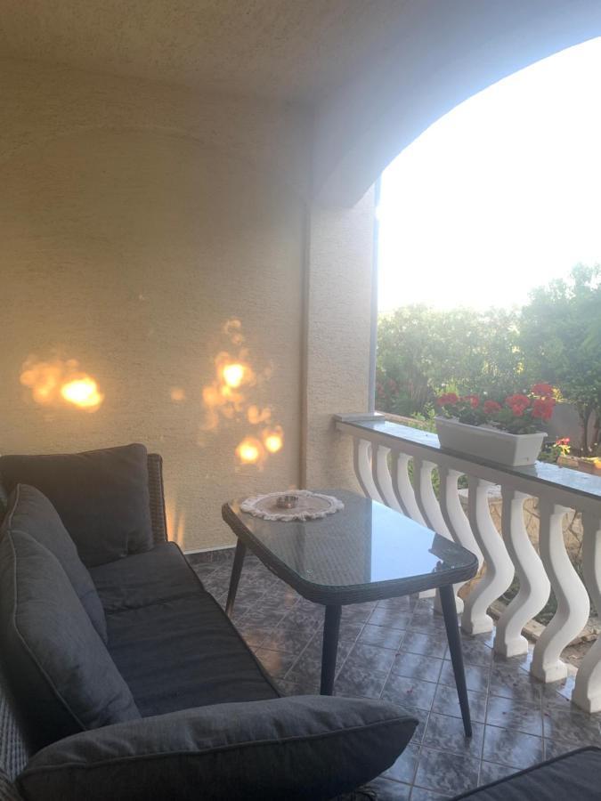 Casa Mare Rtina Garten Zwei Baeder Eg Esterno foto