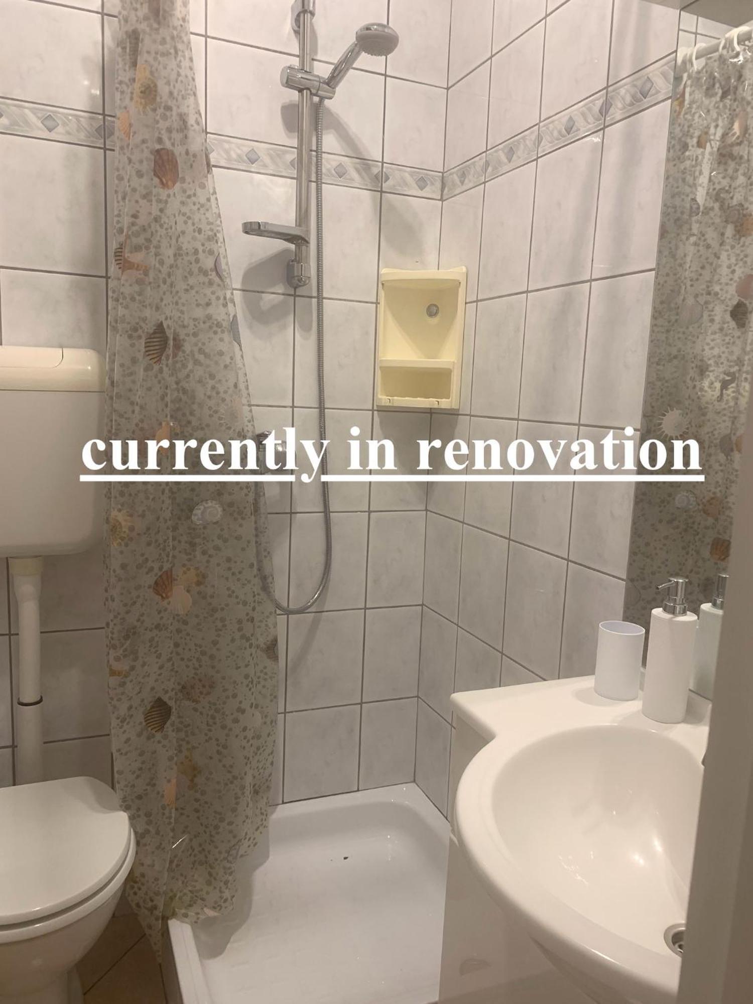 Casa Mare Rtina Garten Zwei Baeder Eg Esterno foto